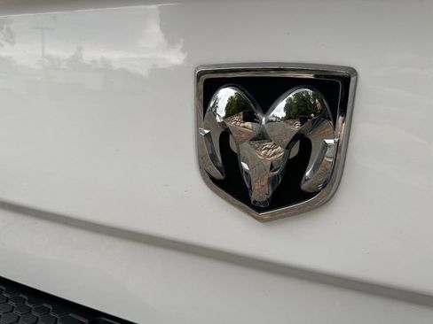 Used 2018 RAM 2500 SLT image 14