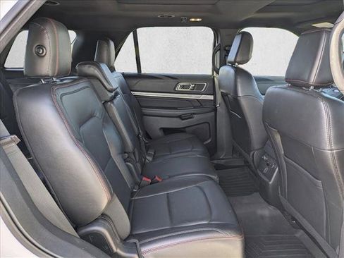 Used 2018 Ford Explorer Sport image 22