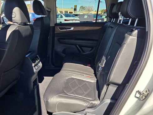 New 2026 Volkswagen Atlas SE FWD image 6