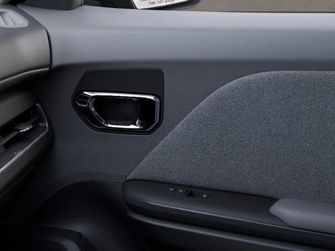 New 2025 Kia K4 LXS image 25