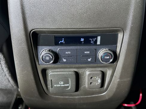 Used 2018 Buick Enclave Premium w/ Experience Buick Package image 28