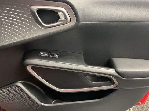 Used 2024 Kia Soul LX w/ Option Group 015 image 24