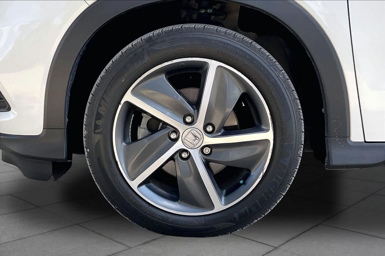 Used 2022 Honda HR-V EX image 11