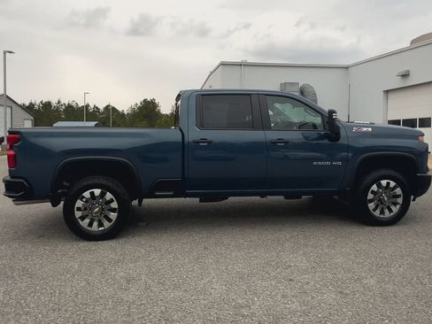 New 2025 Chevrolet Silverado 2500 Custom w/ Custom Value Package image 41