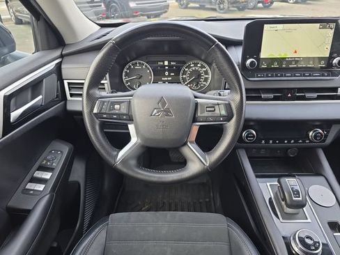 Used 2024 Mitsubishi Outlander SE AWD/4WD image 26