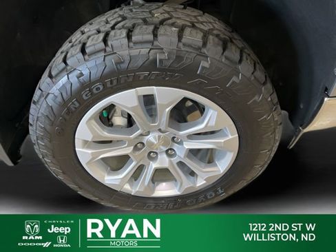 Used 2023 Chevrolet Silverado 1500 LTZ AWD/4WD image 42