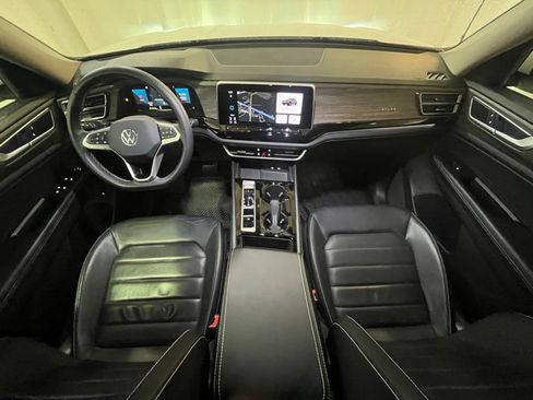 Certified 2024 Volkswagen Atlas SEL image 14