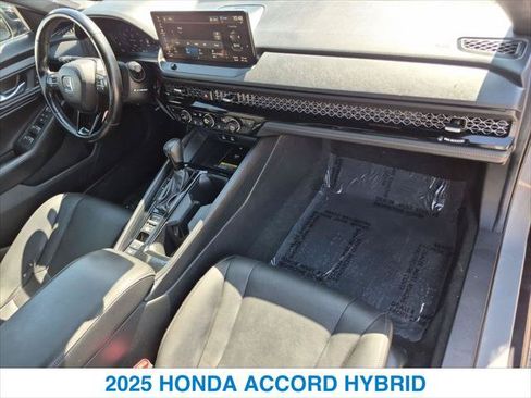 Used 2025 Honda Accord Sport image 25