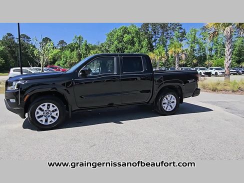 Used 2023 Nissan Frontier SV w/ SV Convenience Package RWD image 24