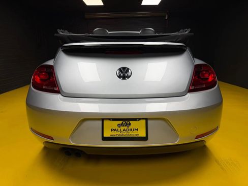 Used 2013 Volkswagen Beetle 2.5 FWD image 4