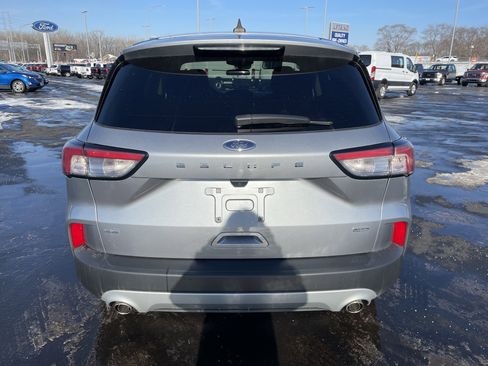 Used 2021 Ford Escape SE w/ Convenience Package image 4