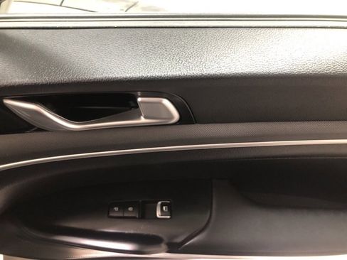 New 2025 Kia K5 LXS image 14