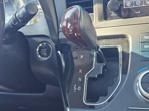 Used 2017 Toyota Sienna Limited Premium AWD/4WD image 31