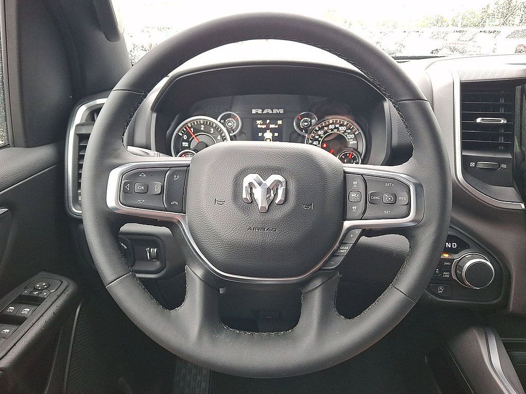 Used 2025 RAM 1500 Big Horn AWD/4WD image 45