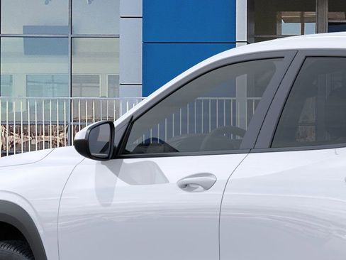 New 2026 Chevrolet Trax LS w/ LS Convenience Package image 12
