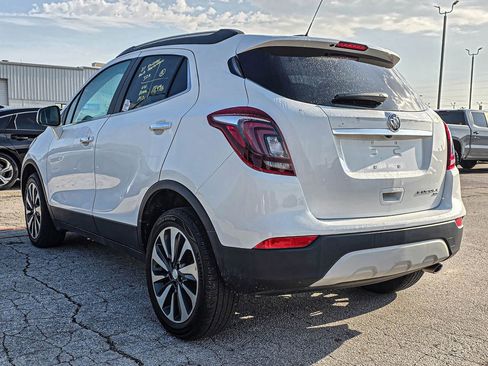 Used 2021 Buick Encore Preferred w/ Safety Package image 4