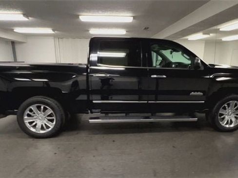 Certified 2018 Chevrolet Silverado 1500 High Country image 9