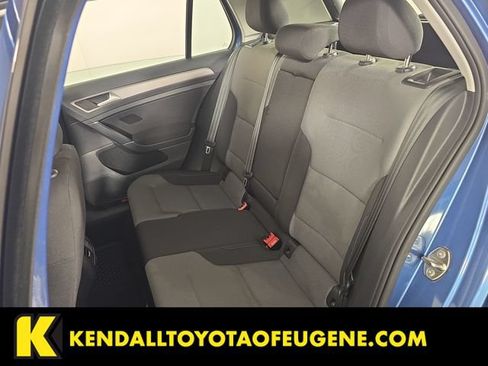 Used 2016 Volkswagen e-Golf SE w/ DC Fast Charging Package FWD image 22