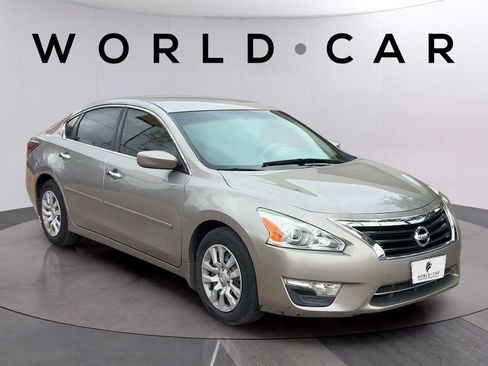 Used 2015 Nissan Altima 2.5 S w/ Power Driver Seat Package FWD image 8