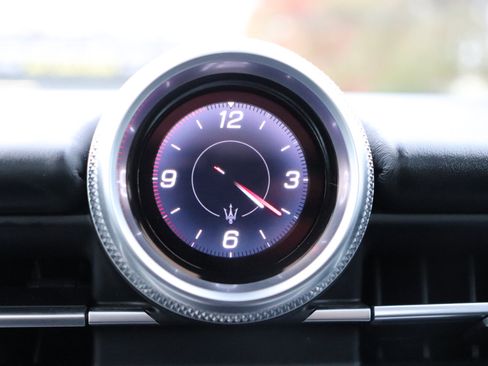 Used 2023 Maserati Grecale GT image 38