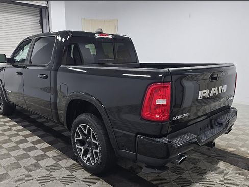 Used 2025 RAM 1500 Laramie w/ Sport Appearance Package AWD/4WD image 7
