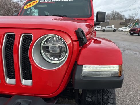 Used 2020 Jeep Wrangler Unlimited Sahara image 12