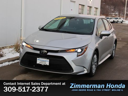 Used 2024 Toyota Corolla LE image 24