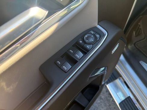 Certified 2024 GMC Sierra 1500 SLT w/ SLT Premium Plus Package image 23