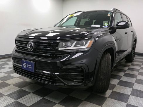 Certified 2023 Volkswagen Atlas SEL R-Line AWD/4WD image 5