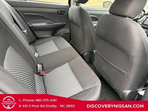 Certified 2022 Nissan Versa S image 32