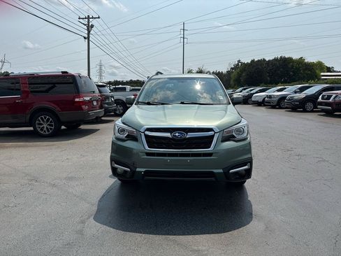 Used 2017 Subaru Forester 2.5i Limited AWD/4WD image 2