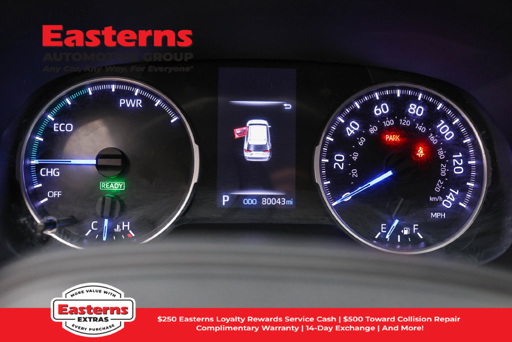 Used 2022 Toyota RAV4 LE AWD/4WD image 19