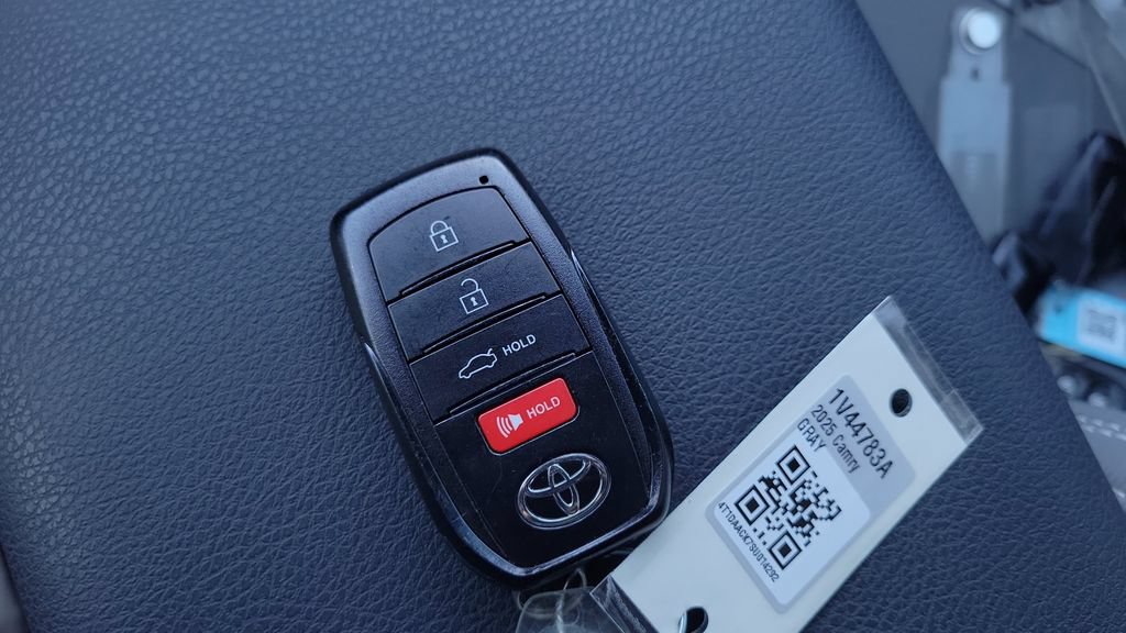 Certified 2025 Toyota Camry SE w/ Convenience Package FWD image 23