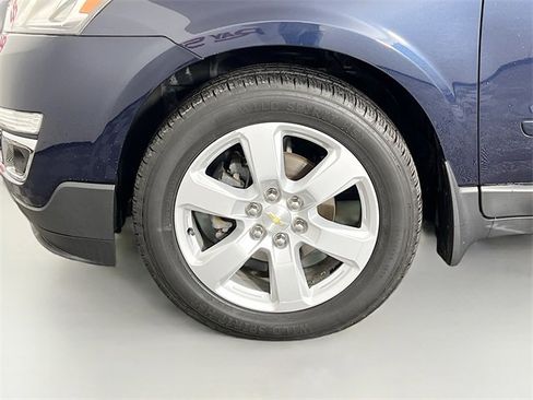 Used 2016 Chevrolet Traverse LT w/ Style and Technology Package image 10