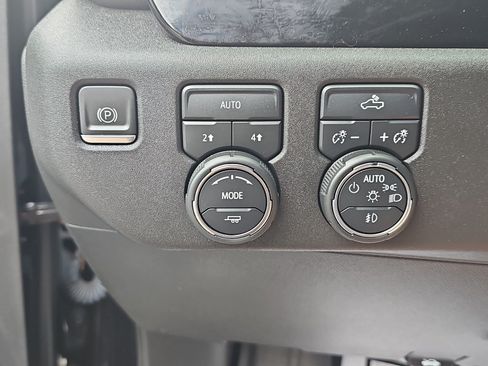 Used 2023 Chevrolet Silverado 1500 RST w/ Protection Package AWD/4WD image 29