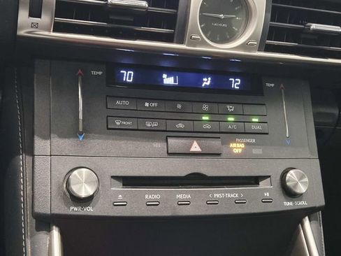 Used 2016 Lexus IS 300 AWD image 25