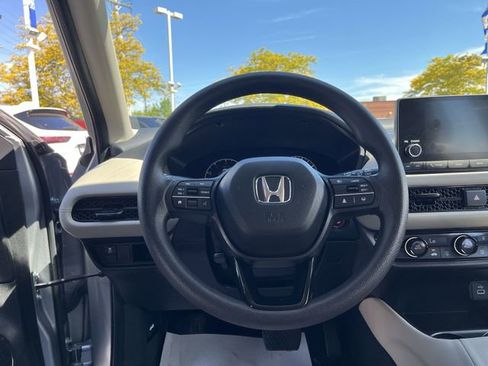 Used 2025 Honda HR-V LX image 13