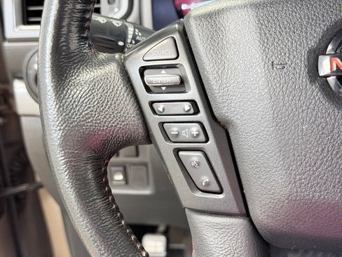 Used 2021 Nissan Titan PRO-4X AWD/4WD image 42