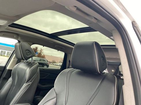 Used 2022 Acura MDX SH-AWD w/ Advance Package image 14