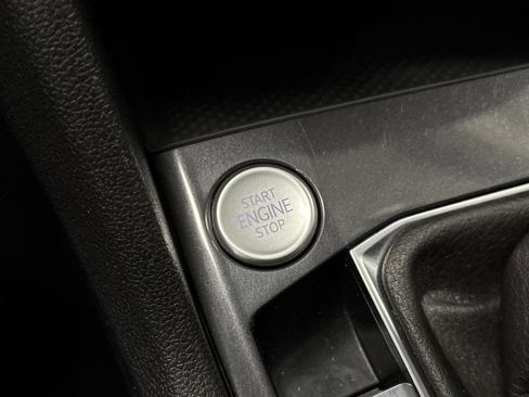 Used 2024 Volkswagen Tiguan S image 21