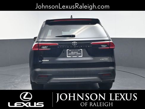 Used 2024 Toyota Grand Highlander FWD image 8