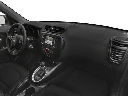 Used 2018 Kia Soul + FWD image 19