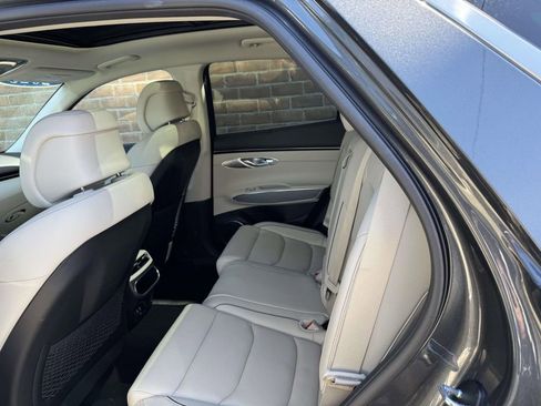 Certified 2023 Genesis GV70 2.5T w/ Advanced Package AWD/4WD image 10