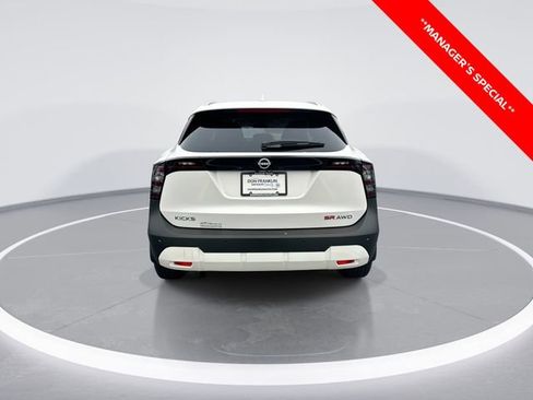 New 2025 Nissan Kicks SR w/ SR Premium Package AWD/4WD image 7