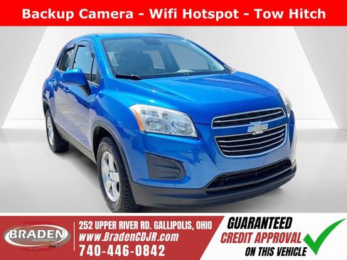 Used 2016 Chevrolet Trax LS AWD/4WD image 1
