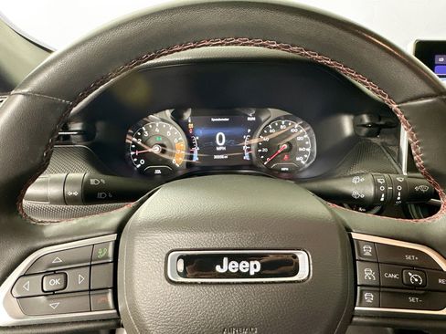 Used 2024 Jeep Compass Trailhawk AWD/4WD image 14