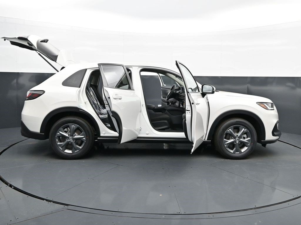 Used 2026 Honda HR-V LX image 41
