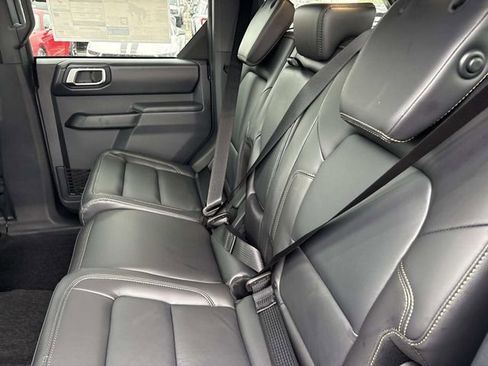 New 2026 Ford Bronco Badlands image 17