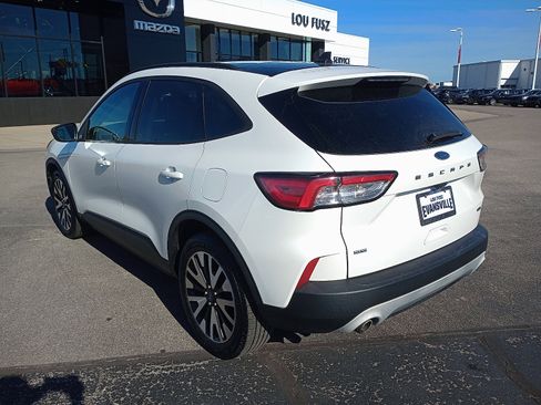 Used 2020 Ford Escape SE Sport image 5