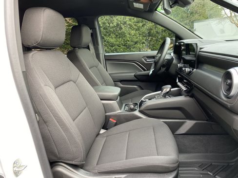 Used 2026 Chevrolet Colorado LT image 33